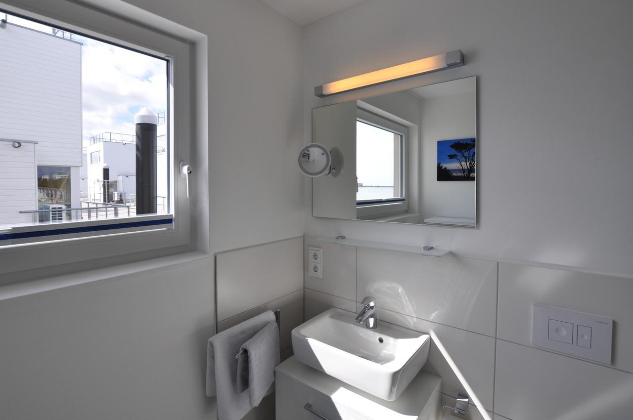 Schwimmendes Haus Hausboot Villa Olpenitz Bagian luar foto