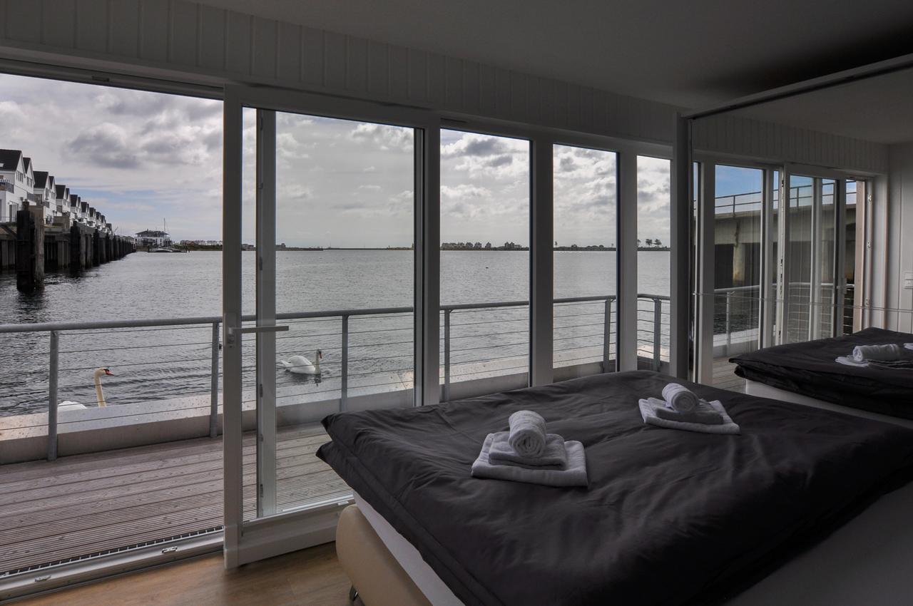 Schwimmendes Haus Hausboot Villa Olpenitz Bagian luar foto